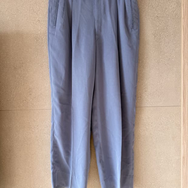 트루사르디 남성 투턱 슬랙스 소라색 34.6인치