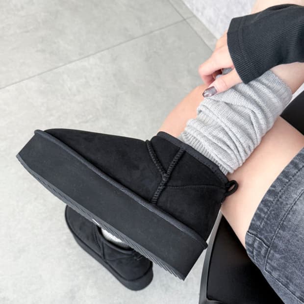 WEGO 플랫폼 숏어그 부츠 230