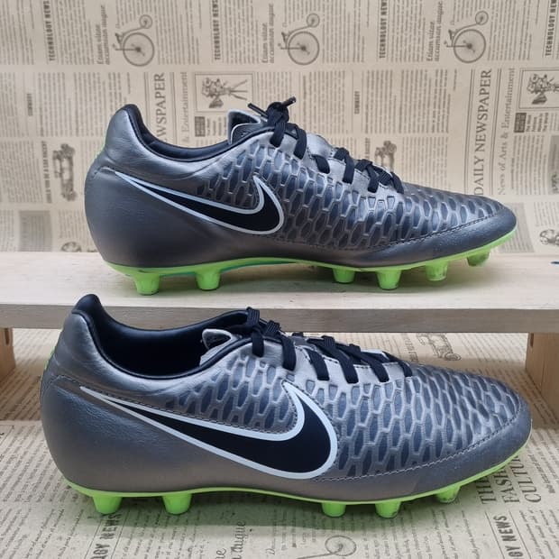 나이키 마지스타 온다 FG 축구화245