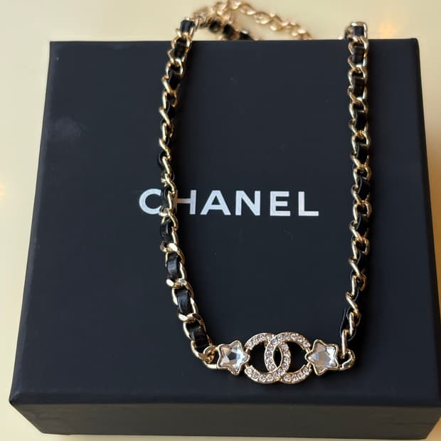샤넬 정품 업사이클링 cc로고 별 메탈 골드 블랙 초커 목걸이 