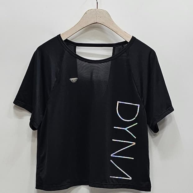 다이나핏 20SS 블럽 반팔 크롭 티셔츠 / 여 M (90) 블랙
