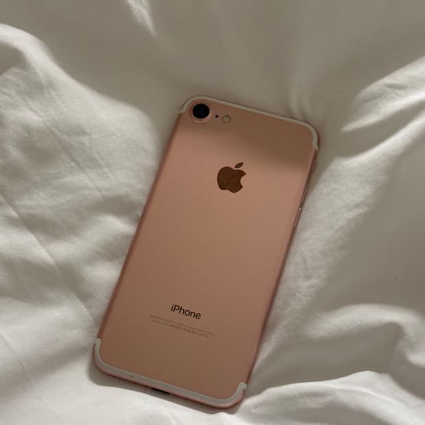 순정 아이폰7 로즈골드 128기가 배터리 100