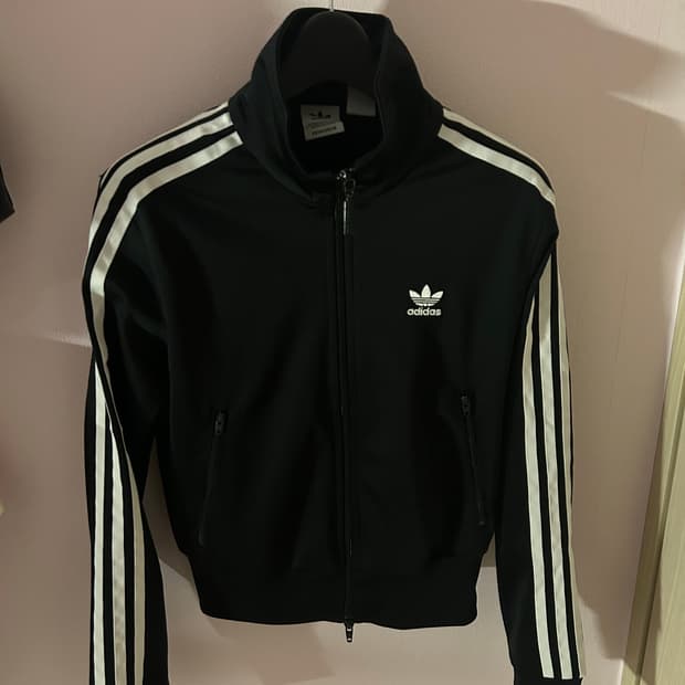 아디다스여성크롭집업