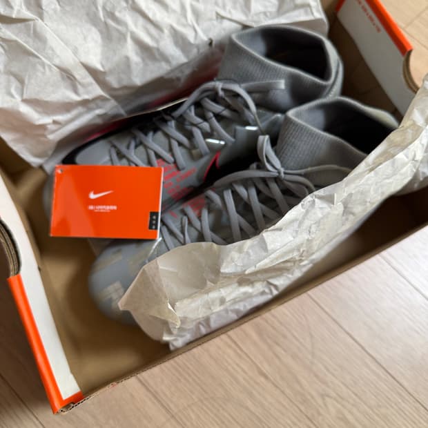 나이키 머큐리얼 슈퍼플라이7 HG 260mm 새상품