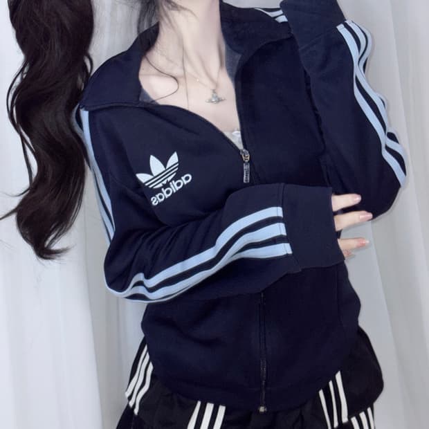 🐰아디다스 스카이블루 유로파 인기 트랙탑 져지🩵