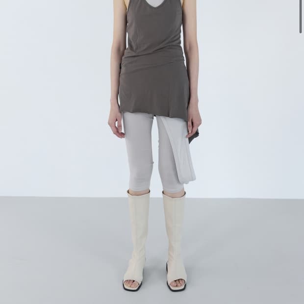 세릭 릴리홀터 드레스 브라운 cerric Lily Halter Dress