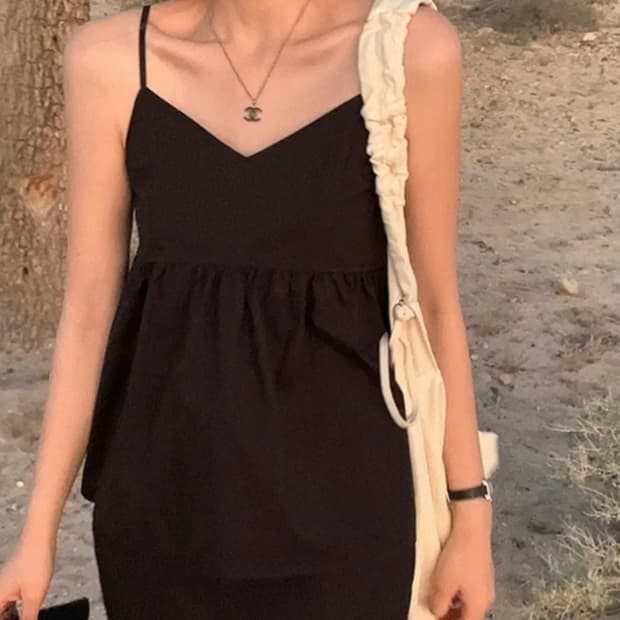 샤넬 CC로고 블랙 목걸이 (미듐)