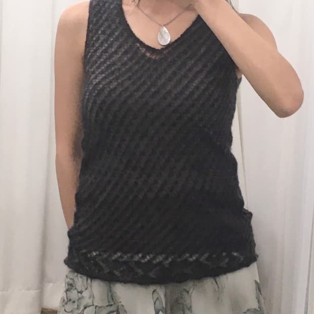 그레이 레이어드 슬리브리스