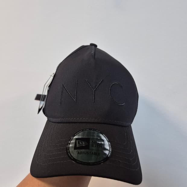 새상품 뉴에라 NYC 볼캡 블랙