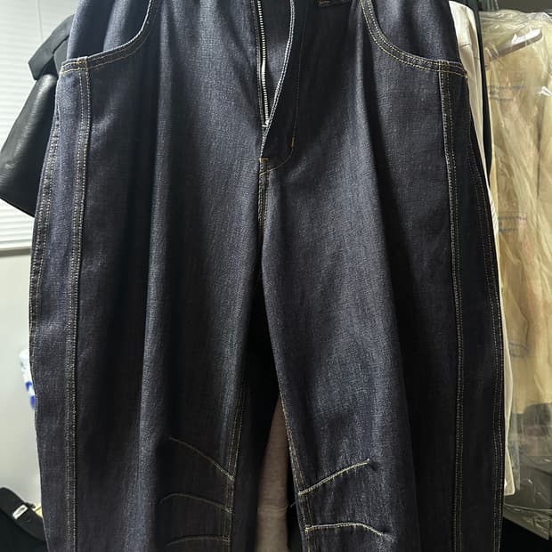 9999아카이브 테크니컬 커브드 데님팬츠