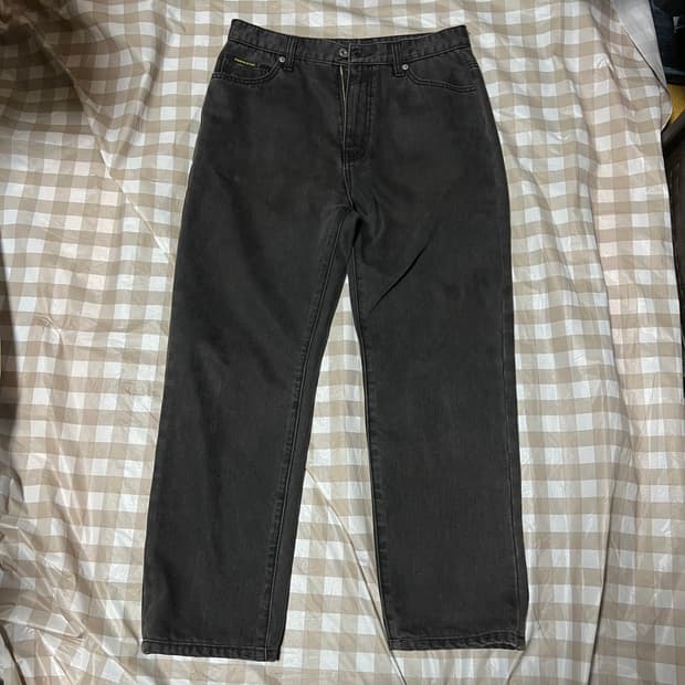 디스이즈네버댓 흑청바지 M 데님 팬츠 디네댓