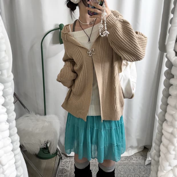 베이지 꽈배기 오버핏 후드 가디건