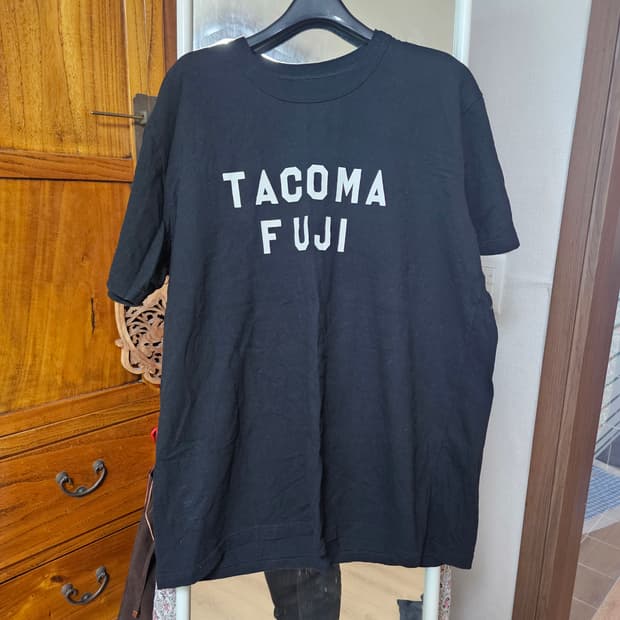 (새제품)TACOMA FUJI RECORDS 검정 반팔 티셔츠 후지레코드