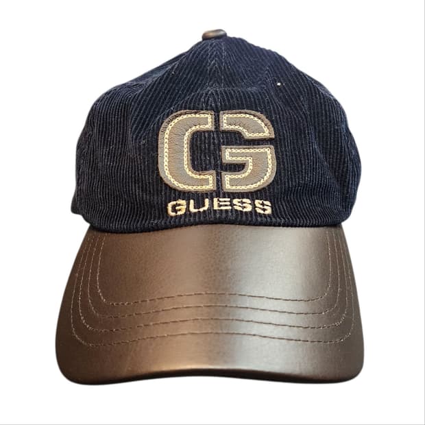 게스 코듀로이 볼캡 모자 (58)