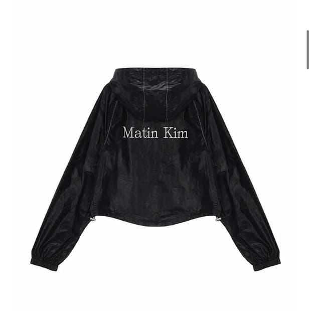 마뗑킴 크롭 바람막이