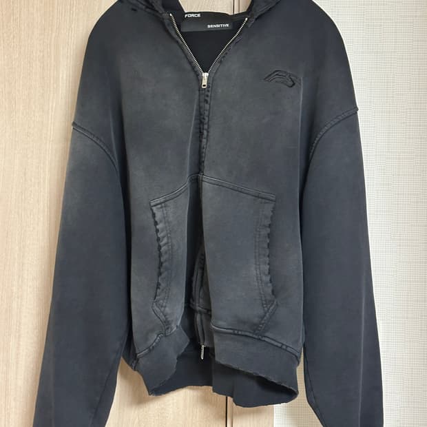 포스센스티브 후드집업