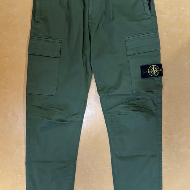 22fw 스톤아일랜드 조거팬츠 올리브 32