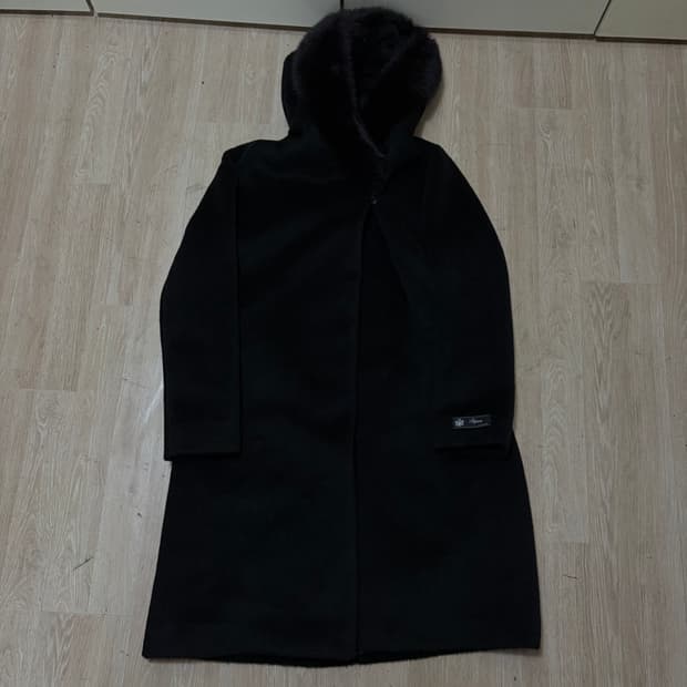 모조에스핀 뉴욕 여성 폭스퍼 헤드 코트 66 