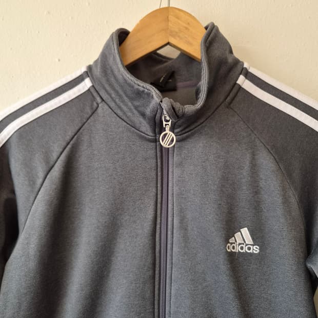 아디다스 키즈(여성가능) 그레이기모삼선트랙탑 79사이즈
