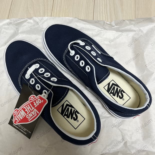 [220] 반스 에라 네이비 새상품