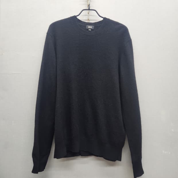 유니클로 블랙 캐시미어100% 니트 M(M)