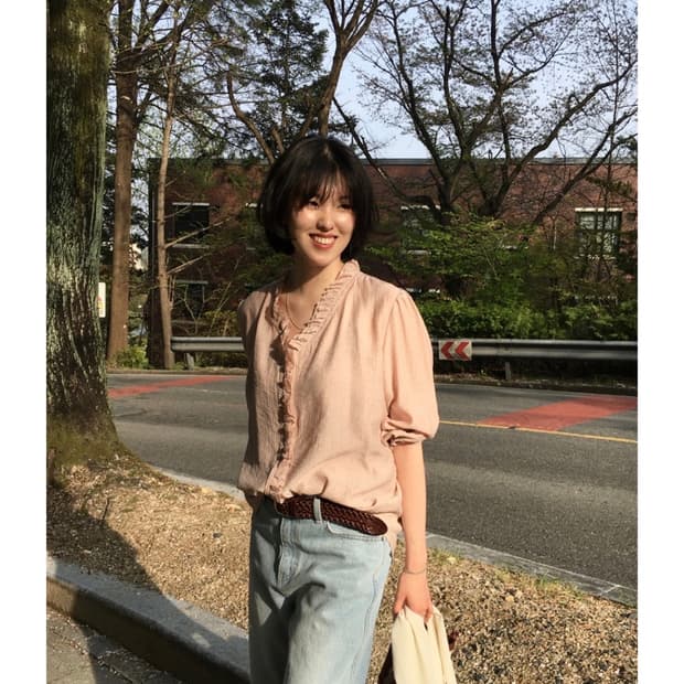 드멜리 프릴 블라우스 핑크