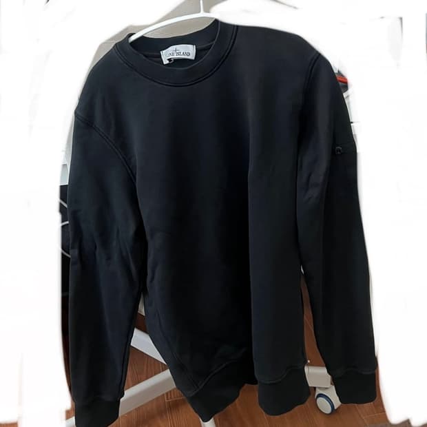 스톤아일랜드 맨투맨 s