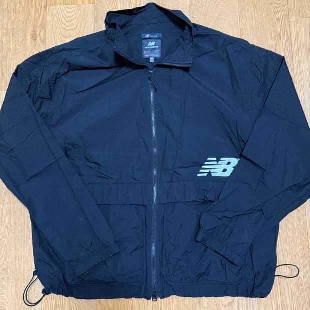 New balance 바람막이