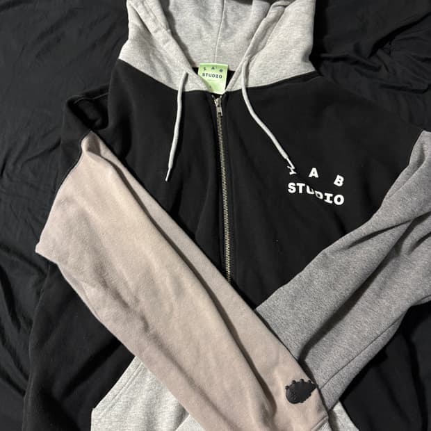 아이앱스튜디오X카카오프렌즈 (니니즈 죠르디) 후드집업 L