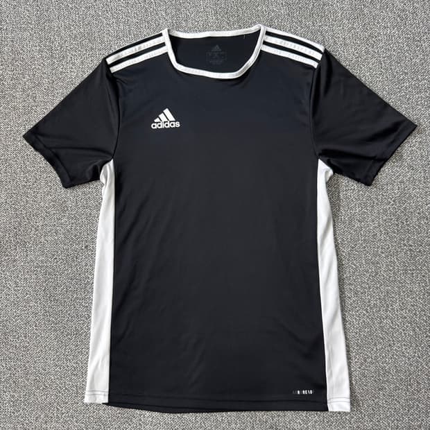 아디다스 기능성 반팔