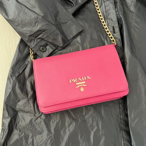 (정품)프라다 사피아노 레더 미니백 