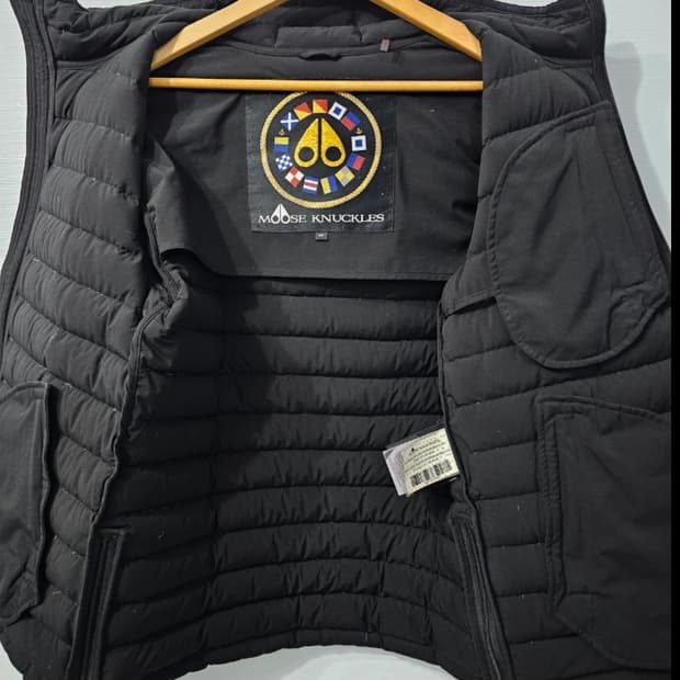 정품 무스너클 블랙 패딩 95