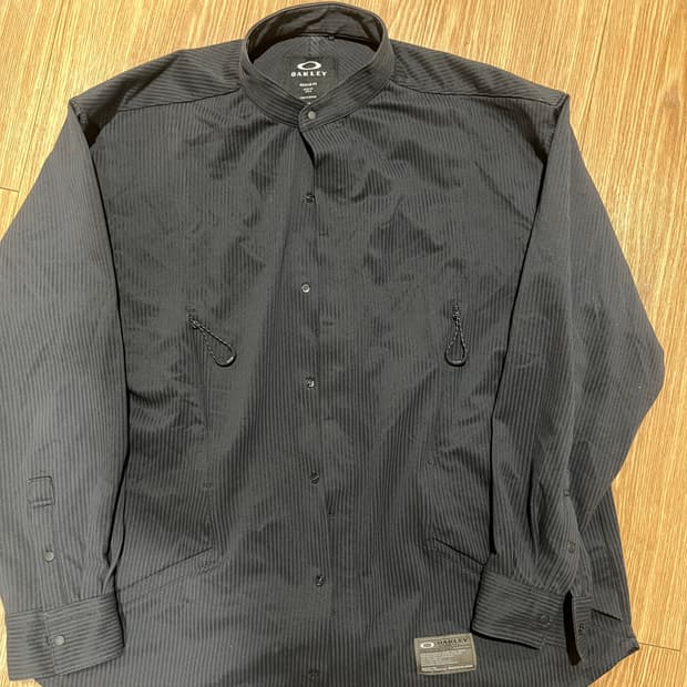 오클리 셔츠