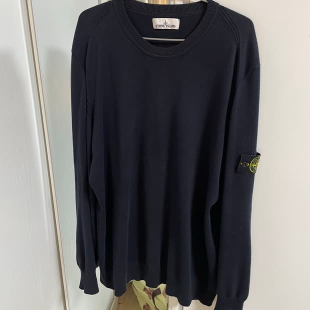 스톤아일랜드 숄더 디테일 크루넥 니트 [XXL]