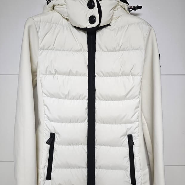 몽클레어 21ss 그레노블 후드패딩(S/정품/민트급상태)