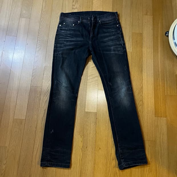 Neil barrett (닐바렛) 워싱 스키니진