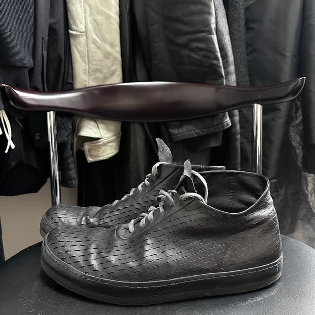 A1923 레이저컷 스니커즈 43사이즈