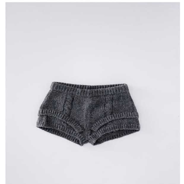 Ulika Sanctus 울리카 상투스 로프 니트 쇼츠 차콜 