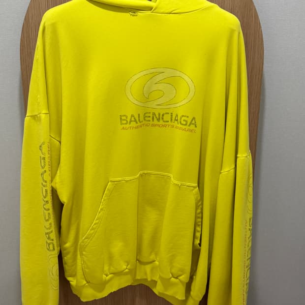 발렌시아가 후드