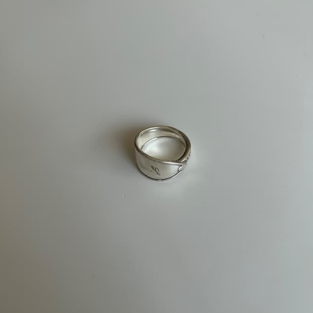 demi ring