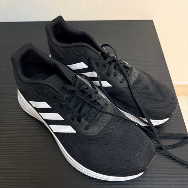 아디다스 라이트모션 