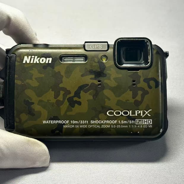 니콘 쿨픽스 aw100 카모 디카가
