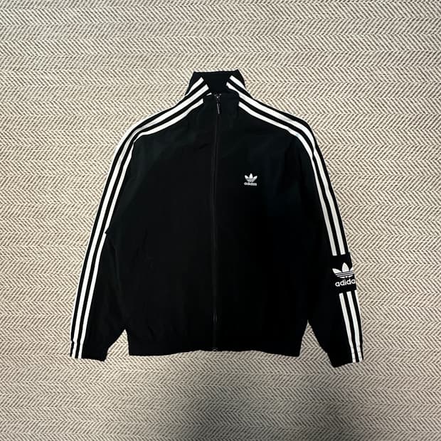 ADIDAS originals nylon zip jacket