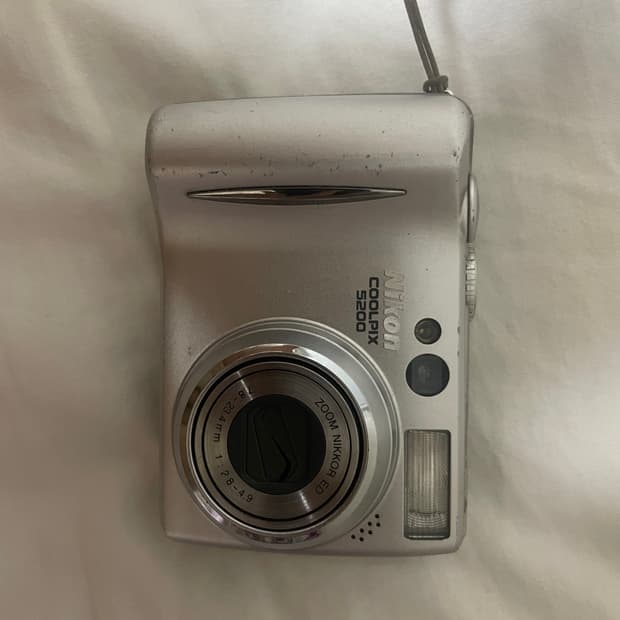 니콘 쿨픽스5200