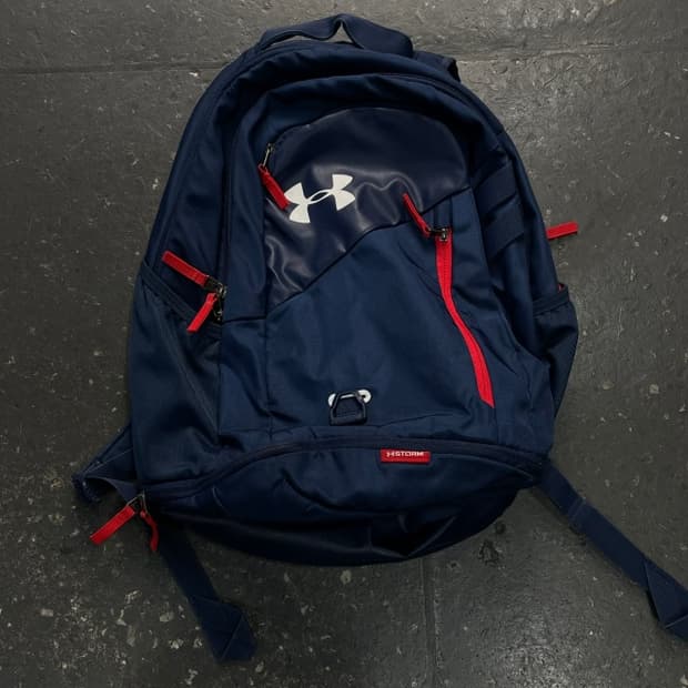 언더아머 허슬 백팩 
