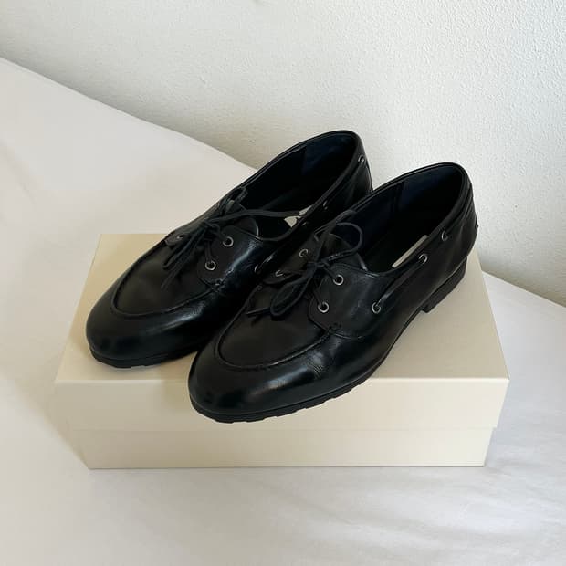 발리 FW24 PAQUY 레더 로퍼