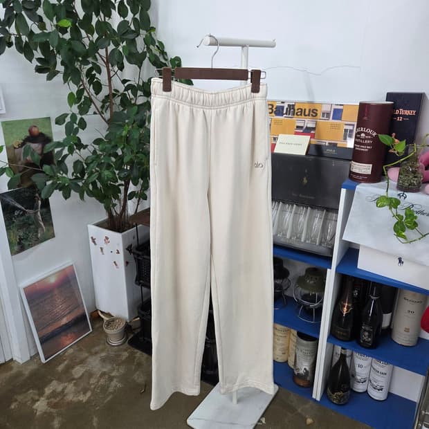 알로 아콜레이드 스트레이트 팬츠 XXS
