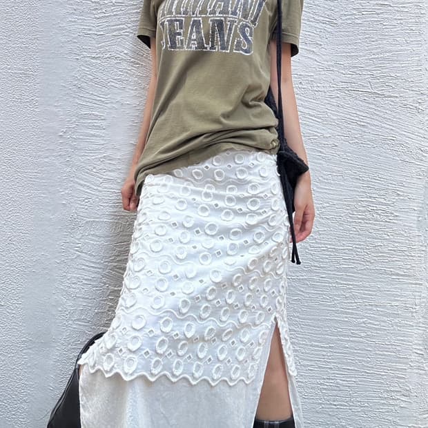 Circle punching layered skirt / white 