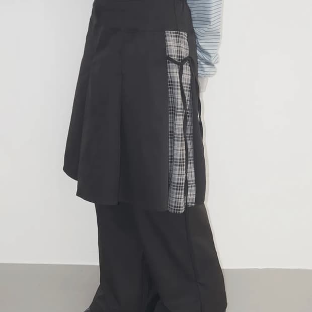 올데이 데이지 옆선 체크배색 미디 스커트 레이어드 와이드 핏 치마바지