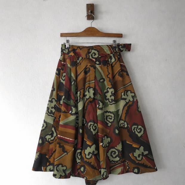 Pattern vintage skirt